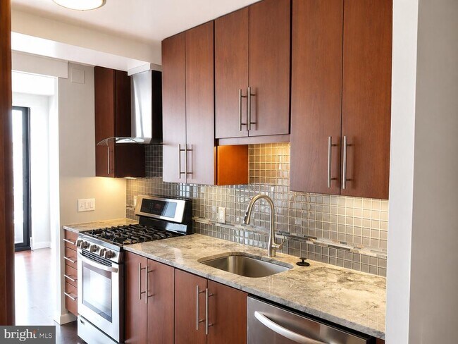 Foto del edificio - 1326 Spruce St