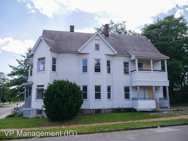 Building Photo - 366-368 Liberty St