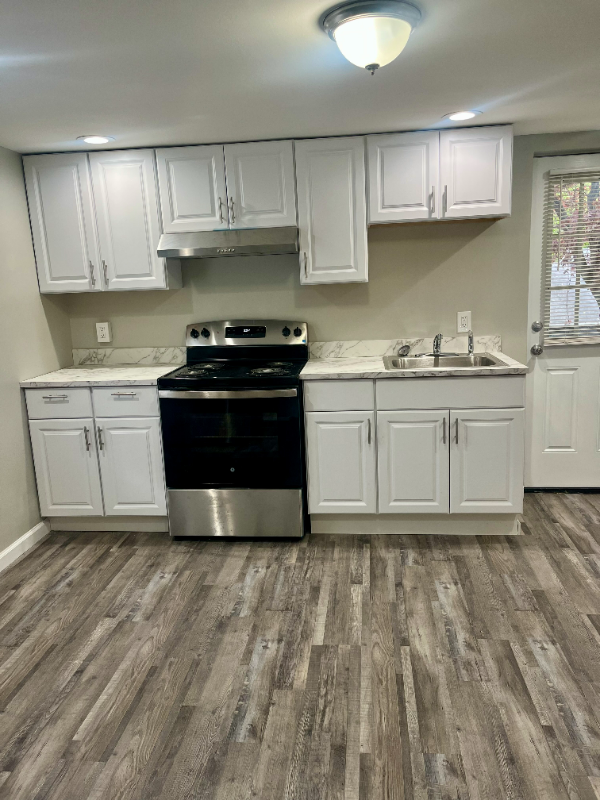Foto principal - 625 N Miller St