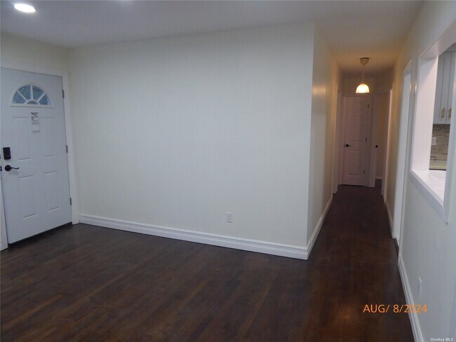 Building Photo - 11 Santam Ct