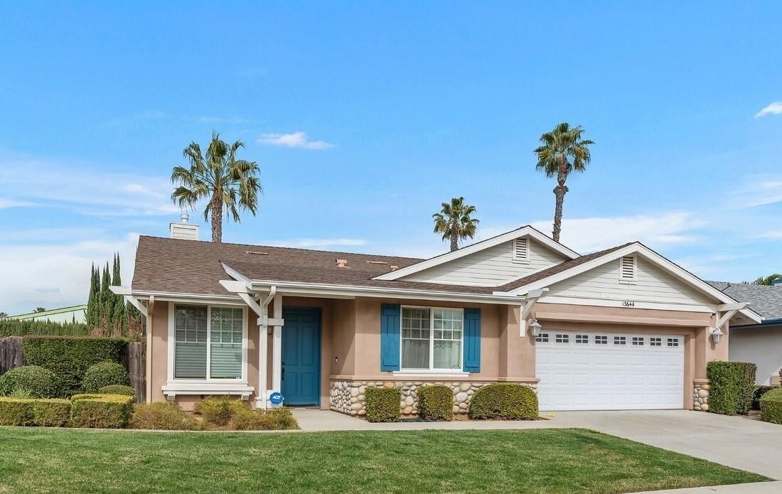 Foto principal - 13644 Wiley Ct