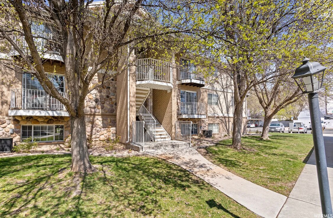 1269 Riverside Ave Unit 14, Provo, UT 84604 Condo for Rent in Provo