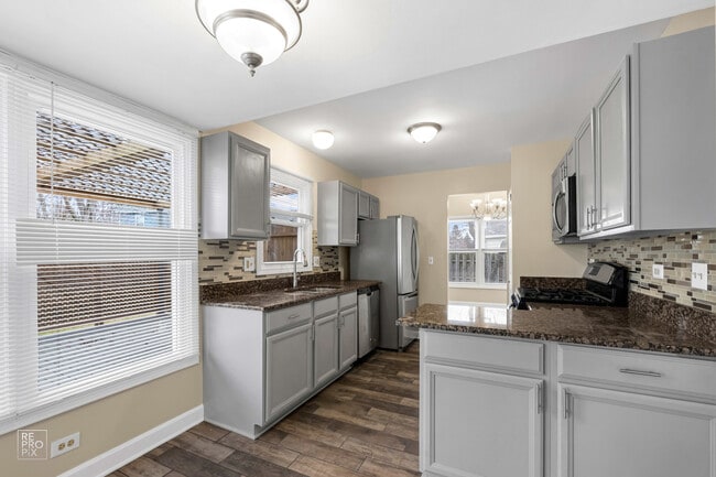 Building Photo - 1098 Gannon Ct