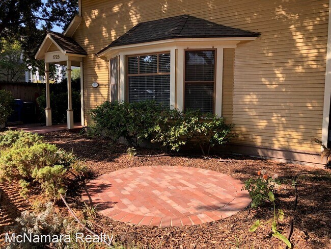 Foto del edificio - 2 br, 1 bath House - 1725 Santa Barbara Ave.