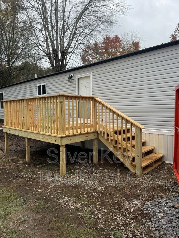 1004 S Jackson St, Athens, TN 37303 House Rental in Athens, TN