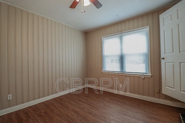 Foto del edificio - 2509 36th St