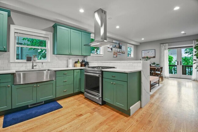 Foto del edificio - Renovated Apartment in Medford