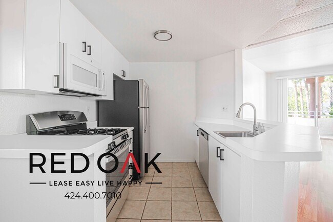 Foto del edificio - 7370 Hawthorn Ave