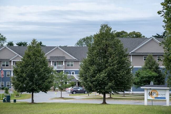 Foto del edificio - 2 bed, 2 bath independent senior living (55+ years of age) heat, hot water, & electricity include...