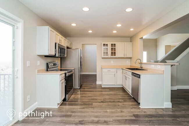 Building Photo - 4767 Saddle Ridge Drive, Colorado Springs,...