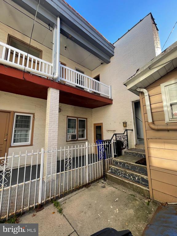 Foto del edificio - 1139 Church St