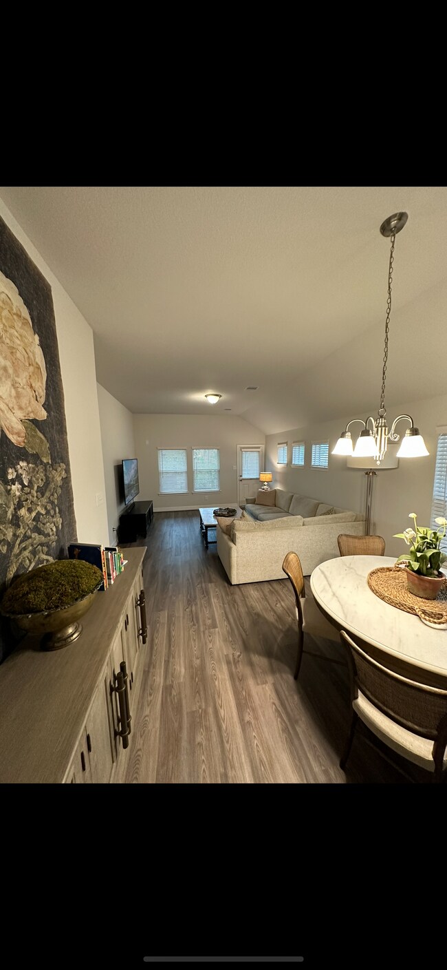Foto del edificio - 40510 Berylline Ln