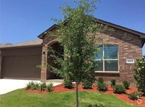 Building Photo - 1045 Spanish Needle Trail