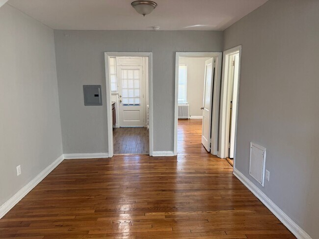 Foto del edificio - 3314 East Capitol St NE