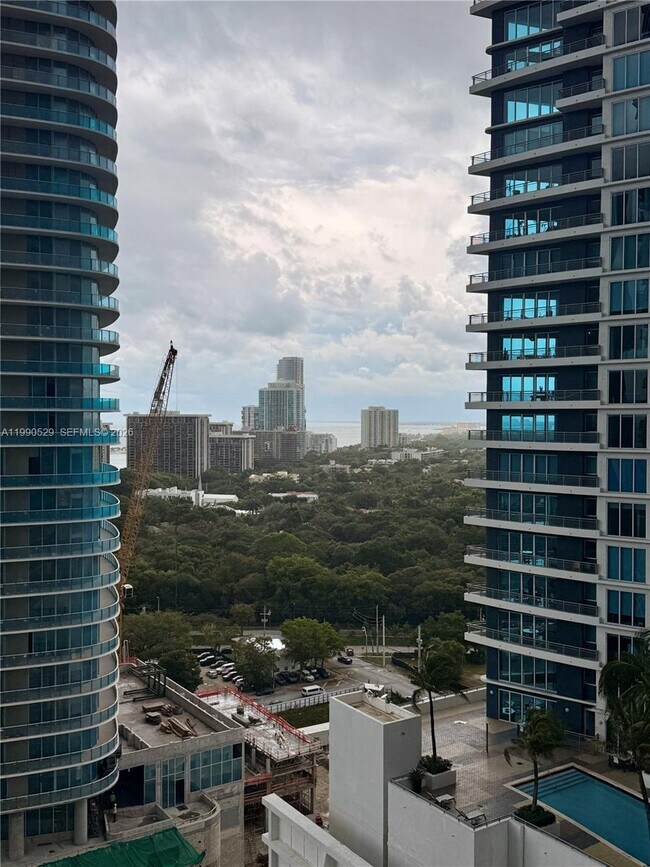 Building Photo - 1300 S Miami Ave