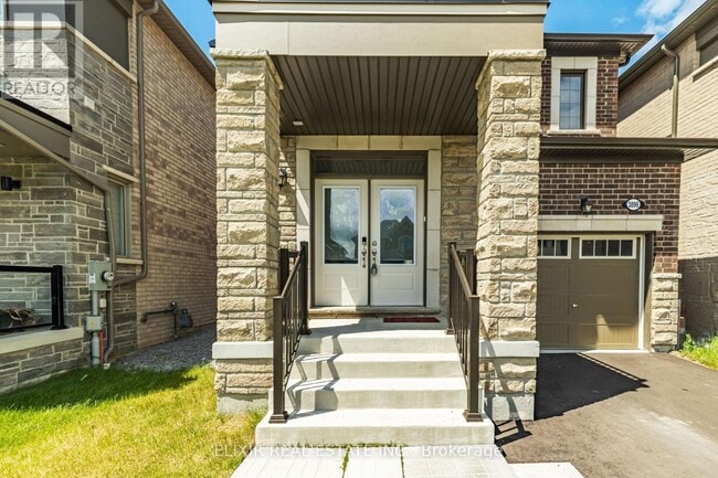 Building Photo - 3096 Paperbirch Trl