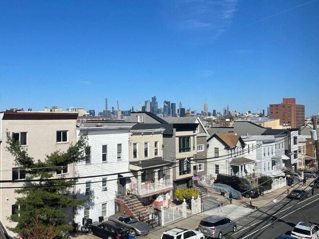 Foto del edificio - 41 Zabriskie St