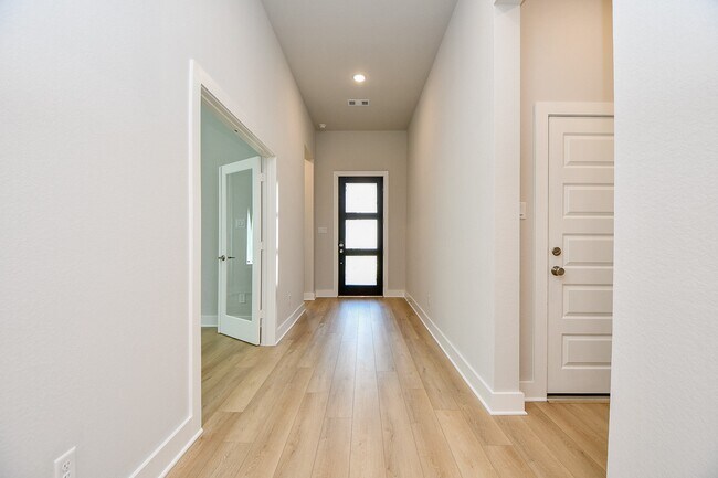 Foto del edificio - 4806 Terra Frst Ct