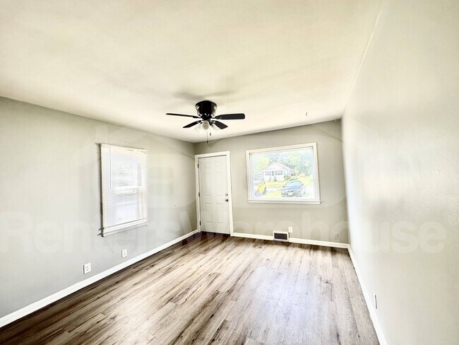 Foto del edificio - 1210 1/2 West Street