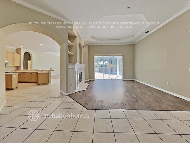 Building Photo - 7119 Pine Valley St
