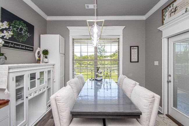 Foto del edificio - 7902 S Shoreline Blvd