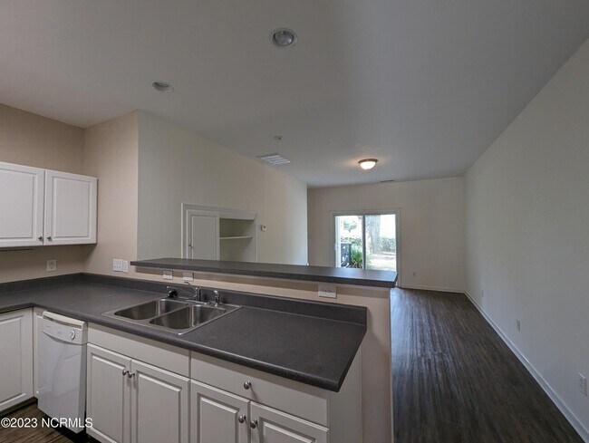 Building Photo - 5632 Juneberry Ct