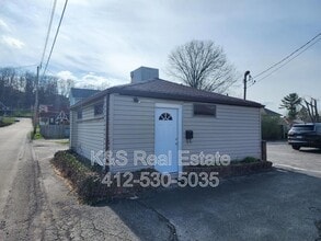 Building Photo - 1540 Lincoln Way