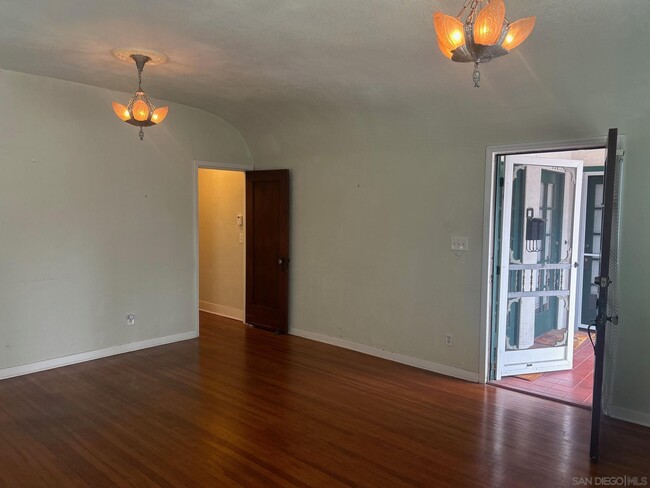 Building Photo - 148 W Upas St