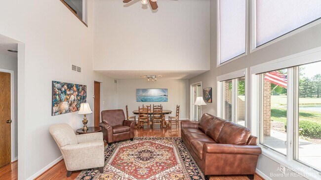 Foto del edificio - 2641 Aspen Rd