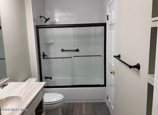 Building Photo - 2428 Bridge Ave