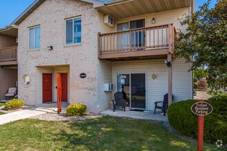 Building Photo - Shade Tree Estates