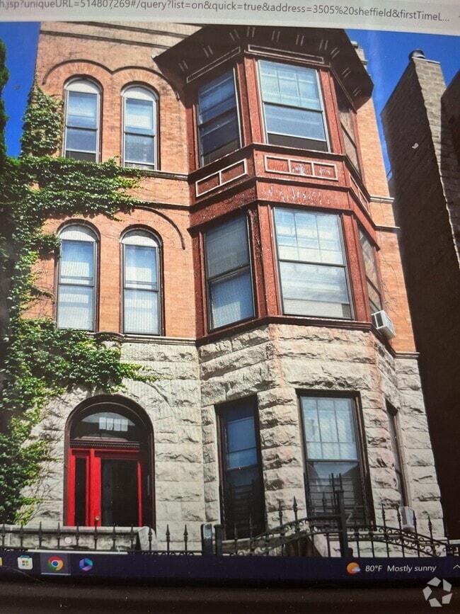 Building Photo - 3505 N Sheffield Ave