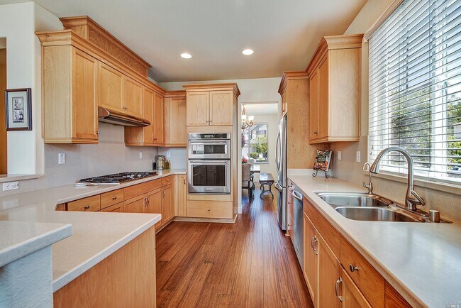 Building Photo - 1374 Gordon Ln