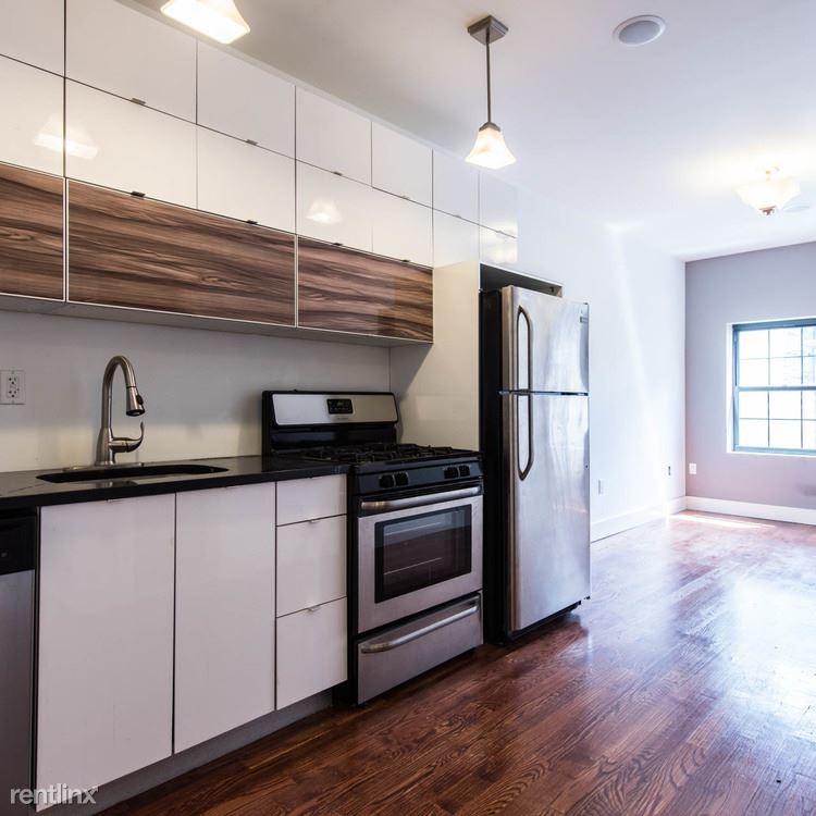 Primary Photo - 3 br, 1 bath Apartment - 92 S 4th St Unit 4BB