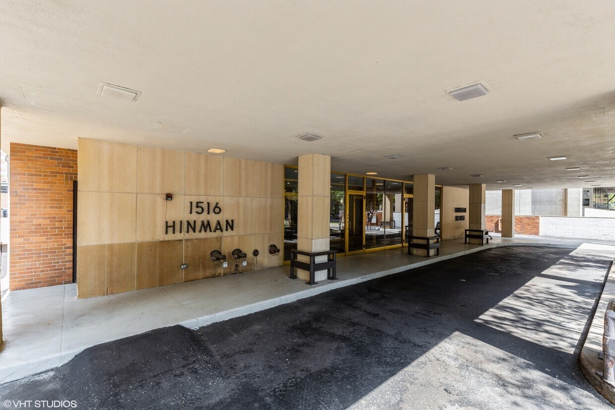 Foto del edificio - 1516 Hinman Ave