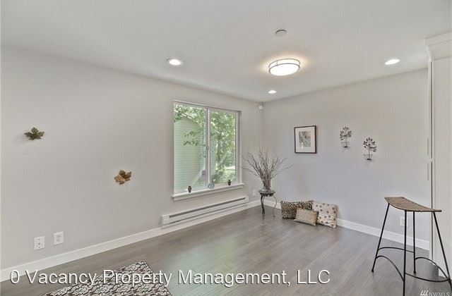 Building Photo - 3 br, 2 bath House - 25720 114th Ave SE #F201