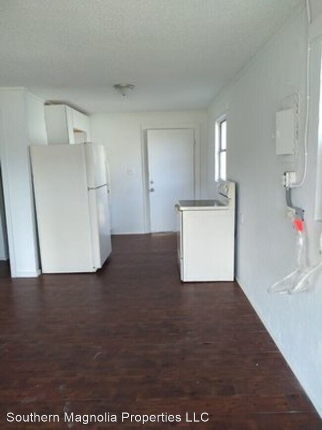 Building Photo - 2 br, 1 bath House - 930 NW 17th Avenue