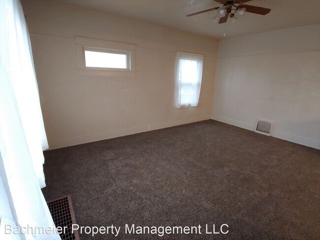 Foto del edificio - 4 br, 1 bath House - 925 SE Byers Ave