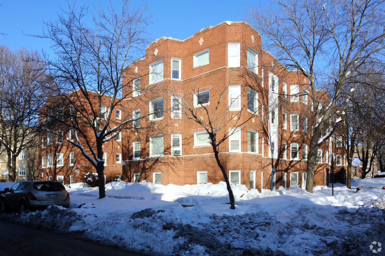 Primary Photo - 5628 & 5635 N. Spaulding Avenue