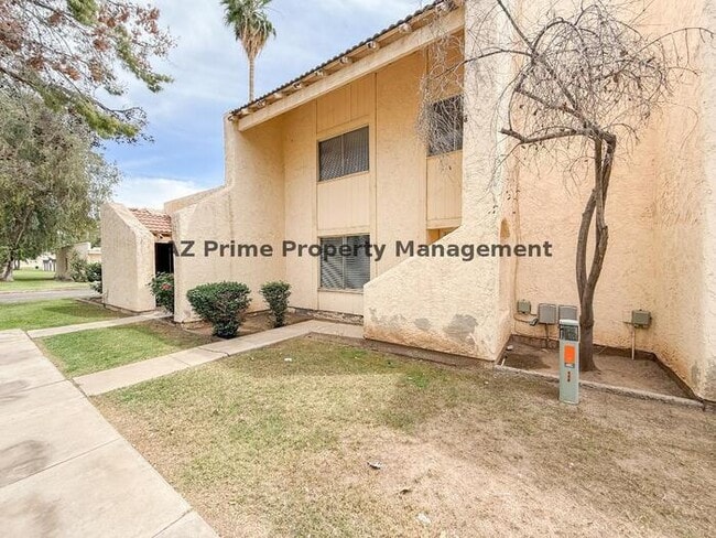Photo - 4440 W Solano Dr N Townhome