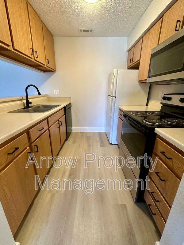 Foto del edificio - 2340 N 44th St