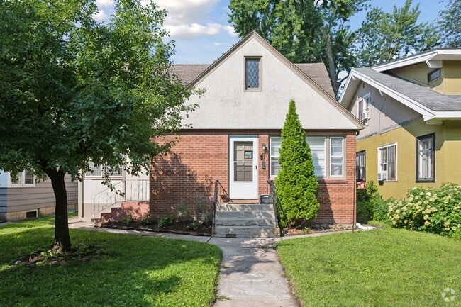 Building Photo - 4650 Minnehaha Ave