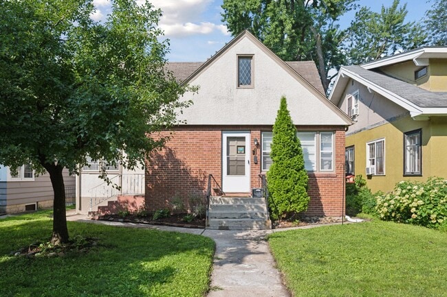 Building Photo - 4650 Minnehaha Ave