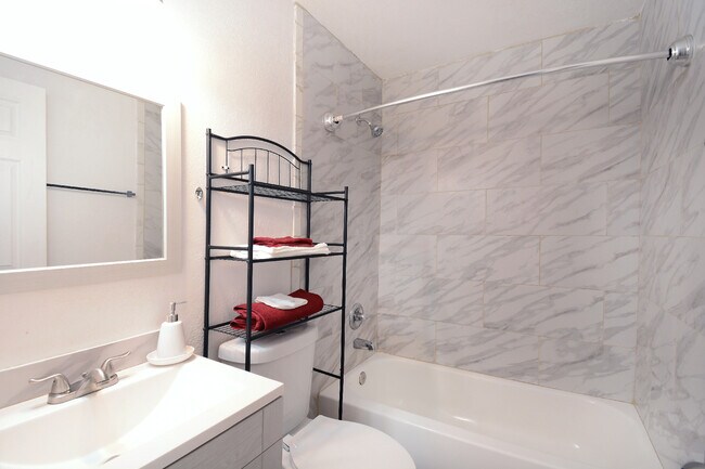 Building Photo - 4313 N Carefree Cir