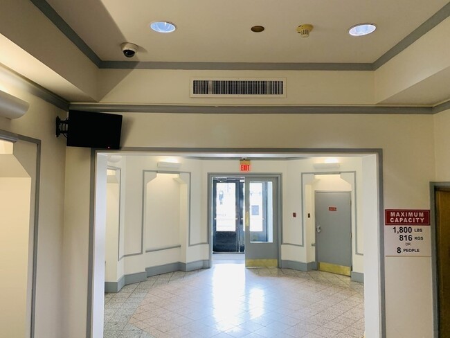 Building Photo - 139 Tremont St