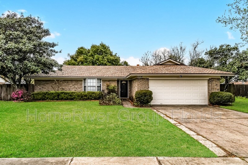 Foto principal - 6314 Ian Chad Dr W