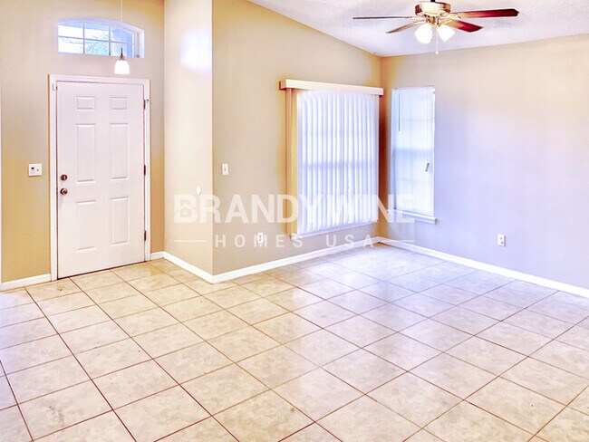 Foto del edificio - 6711 King Rail Ct