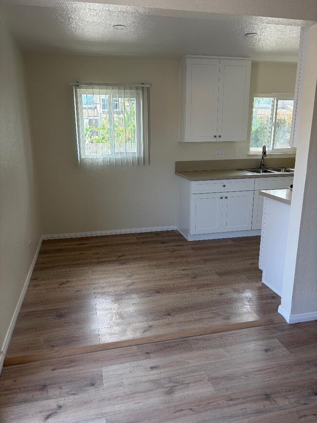 Dining Area - 7702 Amberleaf Cir