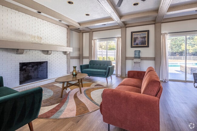 Clubhouse - Tanglewood Apartments