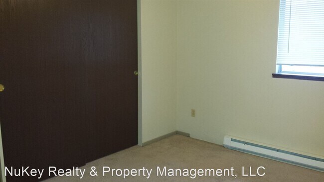 Building Photo - 2201 E Cataldo Ave